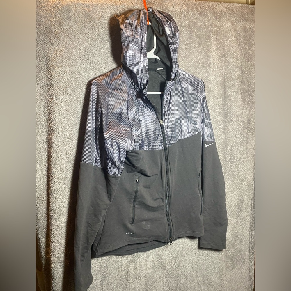 Nike dry fit hoodie